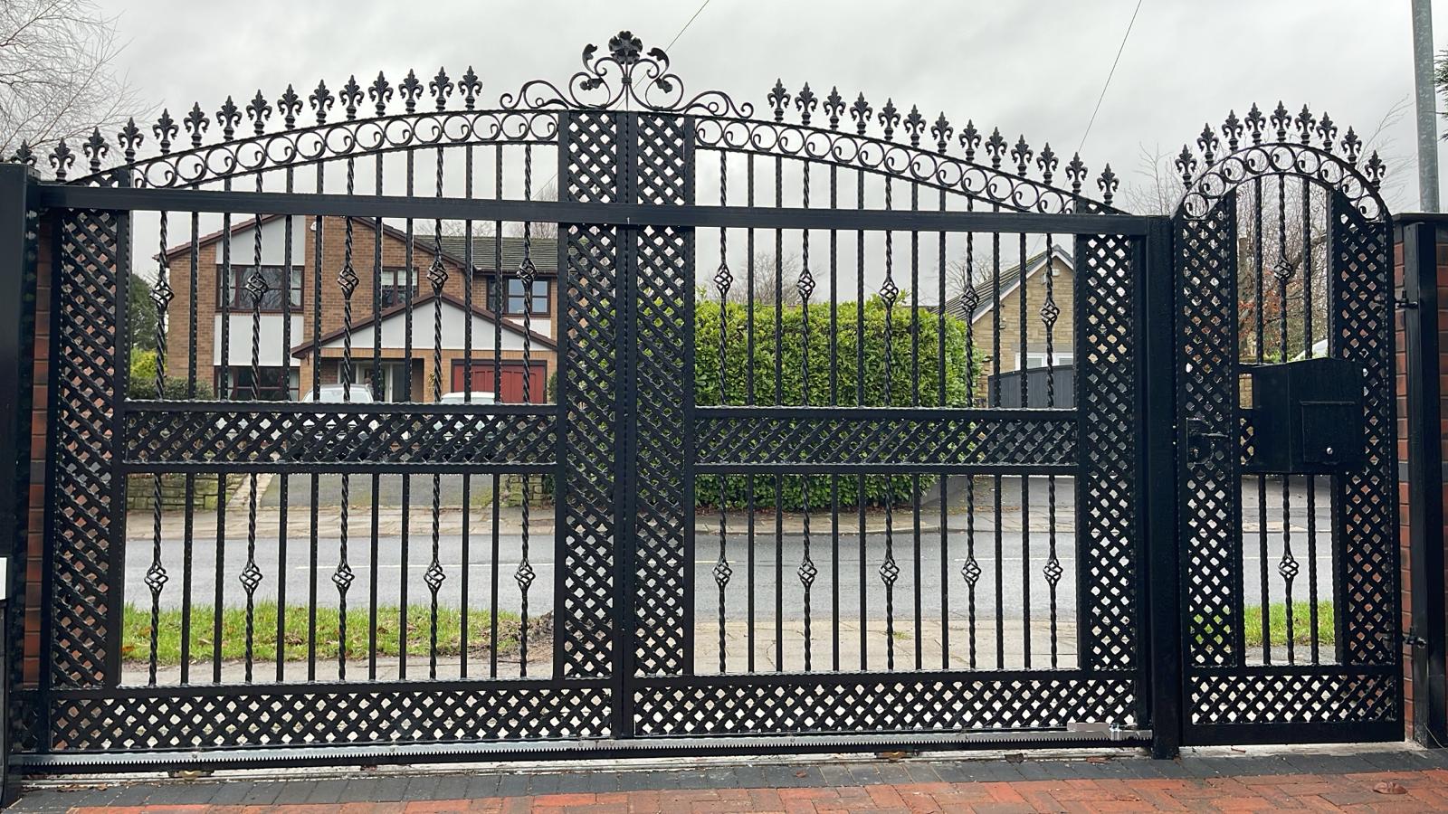 Expert metal & steel gates fabrication in Manchester. Custom gates, durable designs & professional installation by trusted UK fabricators.