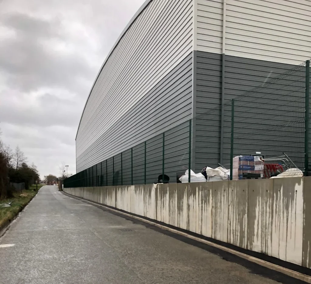 Why Choose Our Steel Fencing?